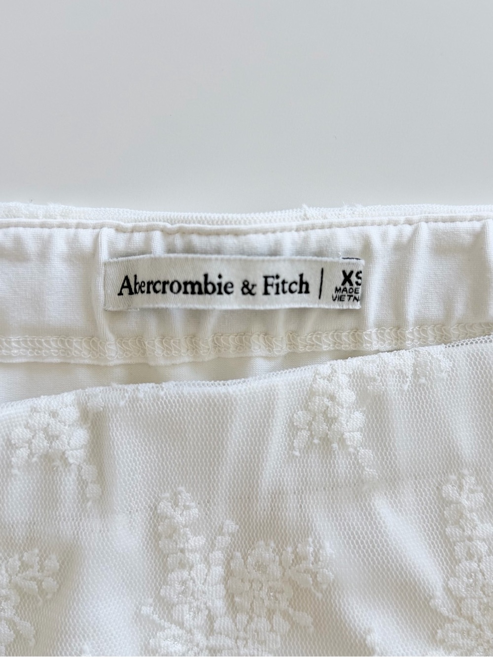 Abercrombie & Fitch White Lace Midi Skirt XS Sheer Embroidered Bridal Coquette - Picture 3 of 11